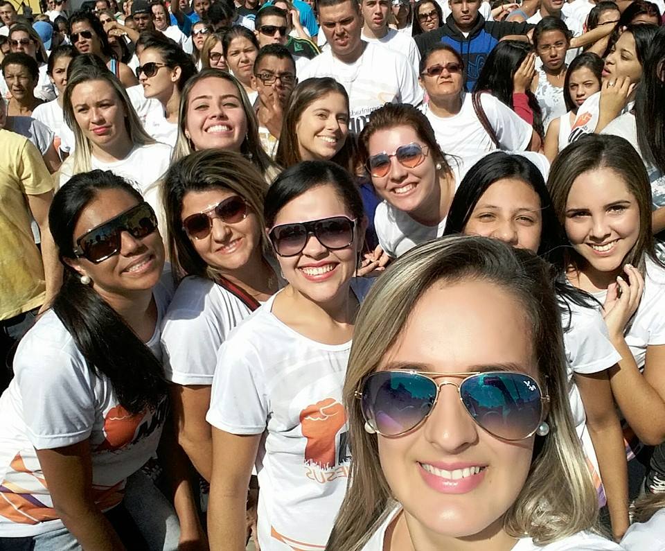 Comunidade evangélica realiza caminhada em Jacareí