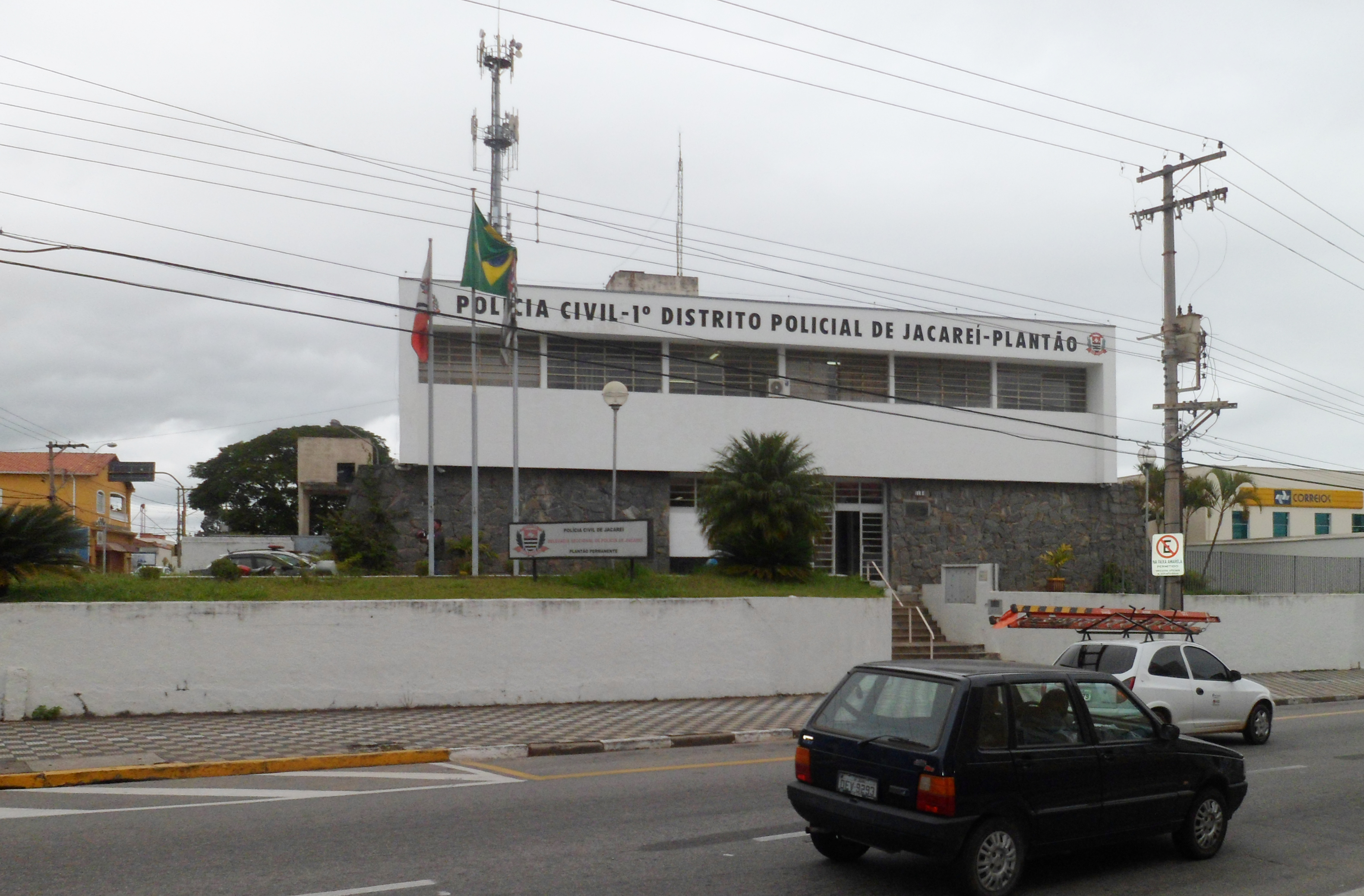 Polícia Civil recaptura homem que foi preso e fugiu pela porta da frente da Delegacia