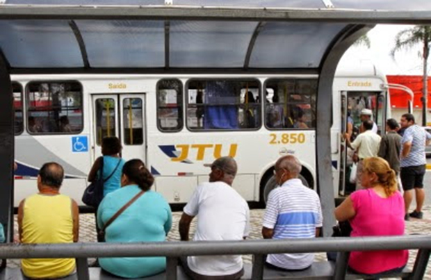 Ônibus terão roteiro alternativo durante passagem da tocha olímpica em Jacareí