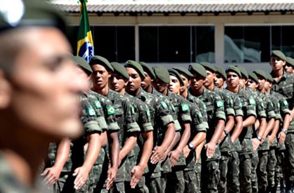 Jovens nascidos em 1998 já podem fazer o Alistamento Militar