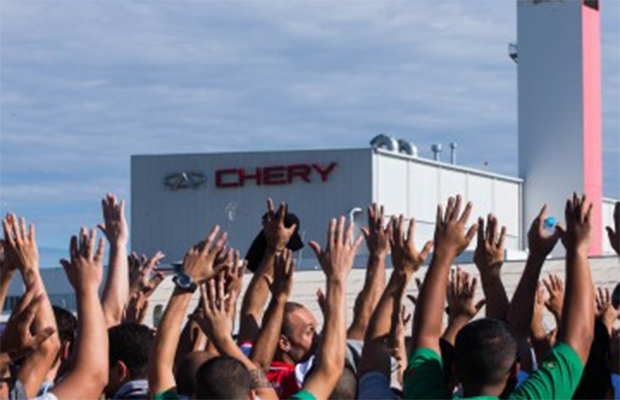 Metalúrgicos da Chery encerram greve em Jacareí