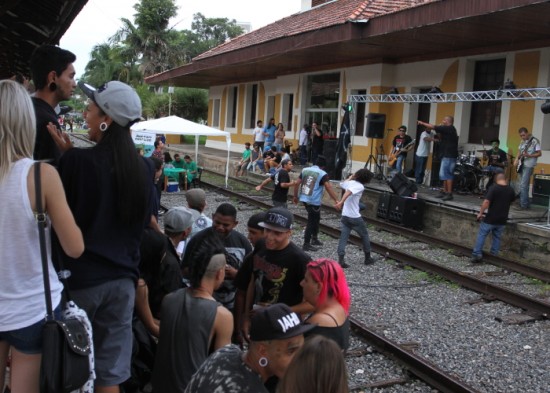 Jacareí recebe etapa do Grito Rock no sábado