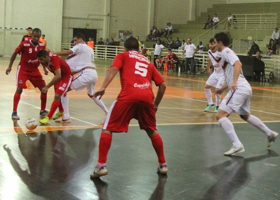 Jacareí Futsal sofre derrota no retorno da partida contra Pompéia