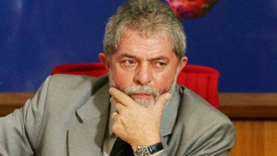 Lula viaja para Brasília e deve aceitar convite para ser ministro