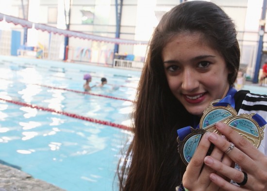 Natação de Jacareí fatura 20 medalhas em torneio regional