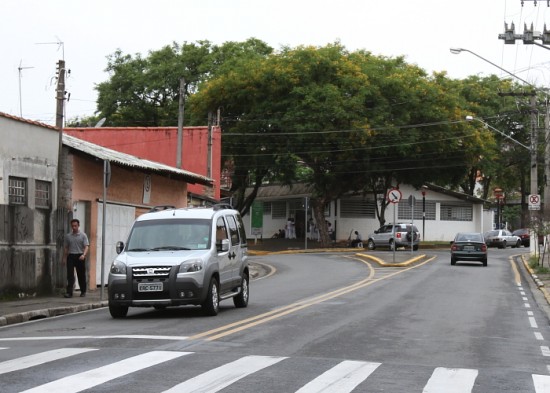 Obra do SAAE interdita duas ruas no domingo