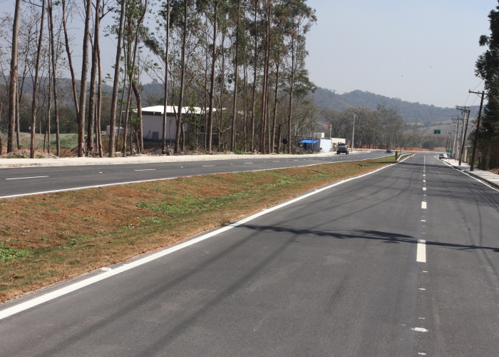 Obra do SAAE interdita vias no bairro Pagador Andrade