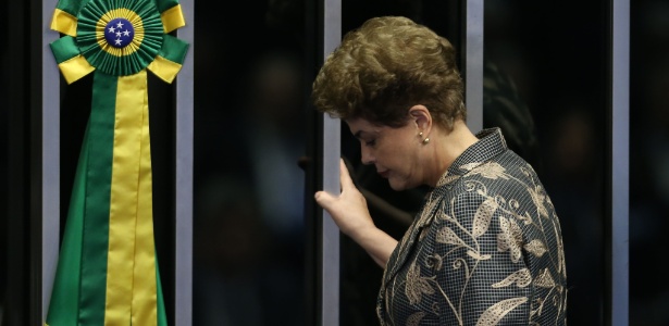 Senado aprova impeachment de Dilma