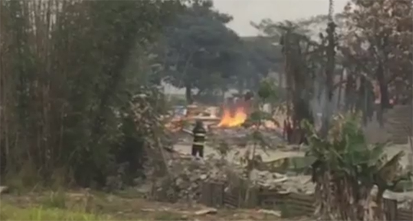 Empresa tem parte de seu estoque destruído após incêndio em Jacareí