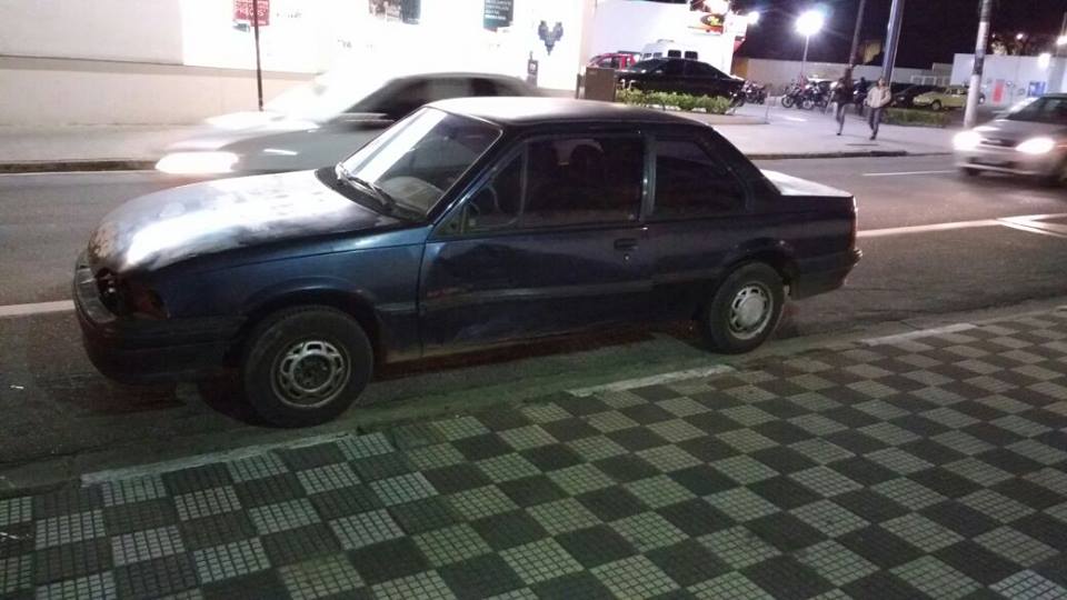 Homem tenta fugir, mas é preso pela Força Tática com carro furtado em Jacareí