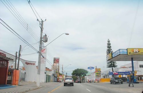 Obra na Siqueira Campos desvia   trajeto de ônibus do transporte   público