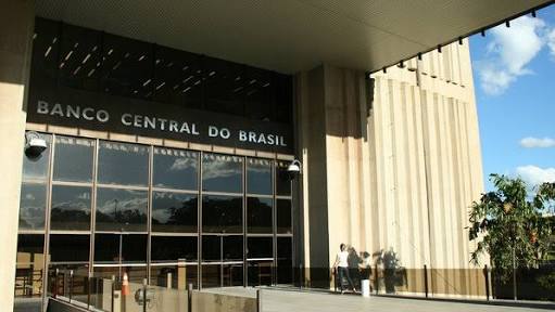 Banco Central reduz Selic para 13% ao ano e surpreende o mercado