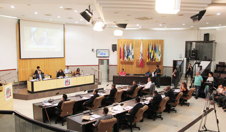 Câmara vota lei que estimula cidadania no transporte público de Jacareí