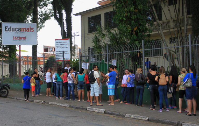 Jacareí abre 280 vagas para cursos gratuitos