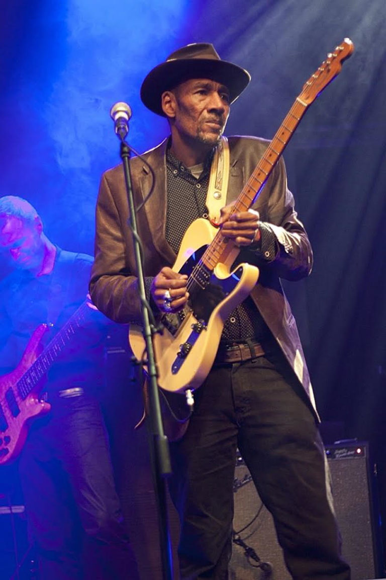 Clube do Blues apres­enta Michael Dotson no domingo