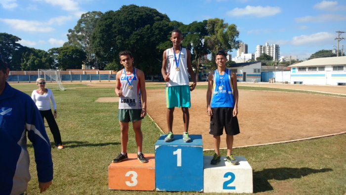 Atletismo de Jacareí vence Festival em Taubaté