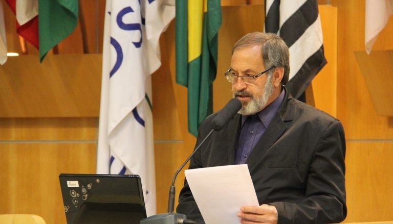 Vereador questiona prefeito sobre imóvel que abriga parte da Secretaria de Mobilidade Urbana