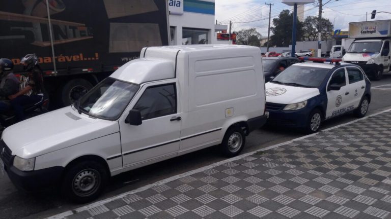 Guarda Civil prende homem que havia acabado de furtar um carro no centro de Jacareí