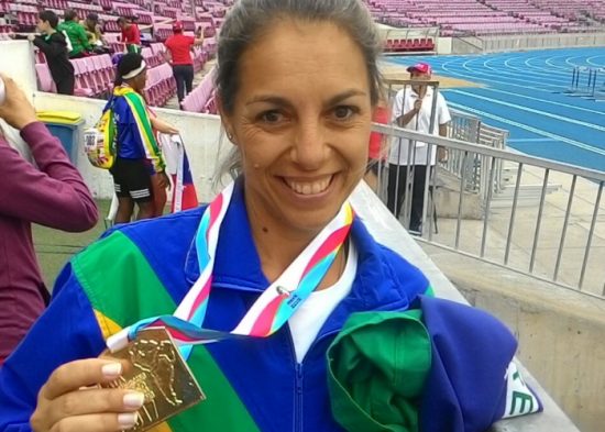 Atleta jacareiense é campeã Sulamericana