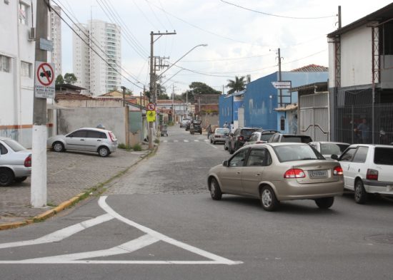 Ruas de Jacareí terão mudança de sentido