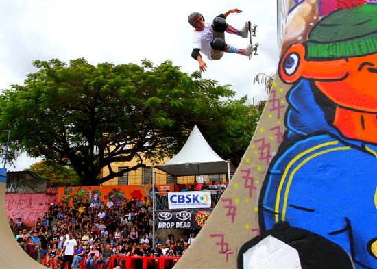 Marcelo Kosake e Rony Gomes vencem etapa do brasileiro de skate em Jacareí