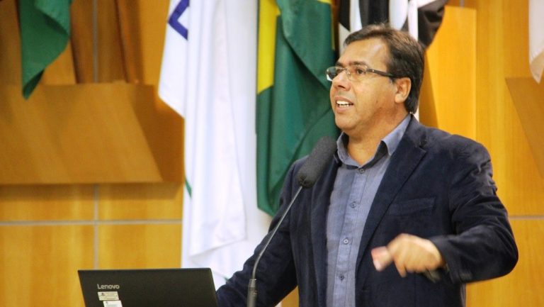 Vereador questiona prefeito sobre ambulância para atendimento aos moradores do Vila Garcia