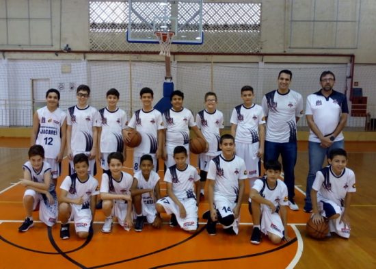 Basquete sub-12 garante vaga nas semifinais do Paulista