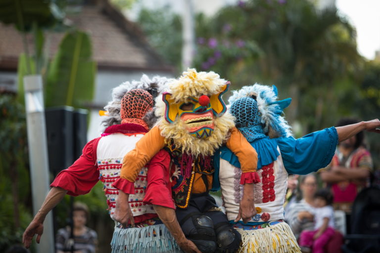 Folia de Reis acontece domingo na Praça do Rosário