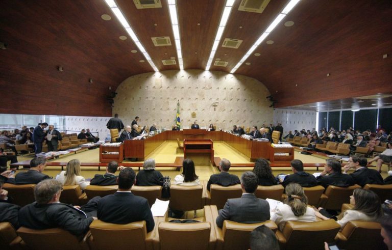 Julgamento no STF sobre a criminalização da homofobia é novamente adiado