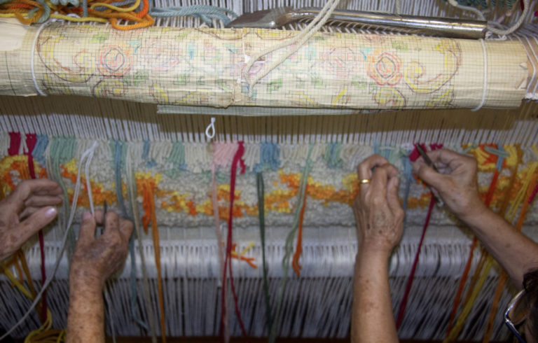 Documentário que fala sobre tapeçaria Santa Helena é lançado em Jacareí