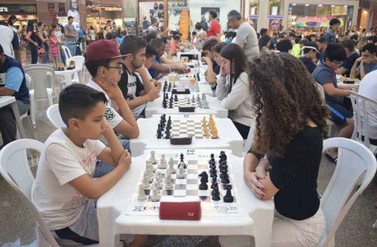 Enxadrista jacareiense conquista 4o lugar em campeonato valeparaibano
