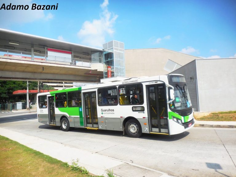 Greve de motoristas atinge 367 mil usuários de ônibus na Grande SP