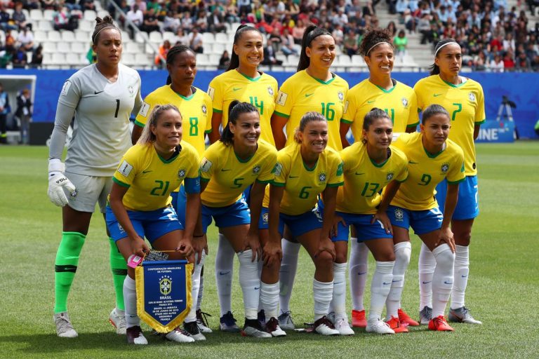Brasil enfrenta a Austrália na segunda rodada da Copa do Mundo
