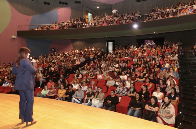 Jacareí reúne professores em Jornada Pedagógica