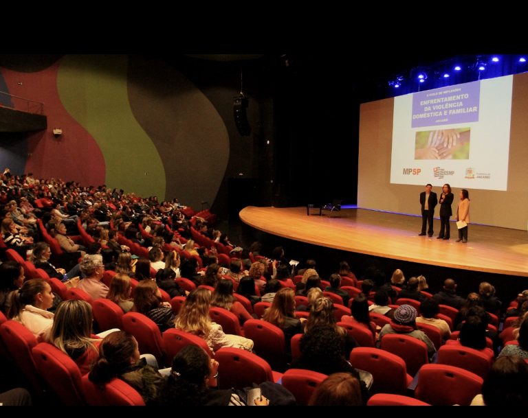 Jacareí tem palestras sobre Enfrentamento à Violência Doméstica e Familiar