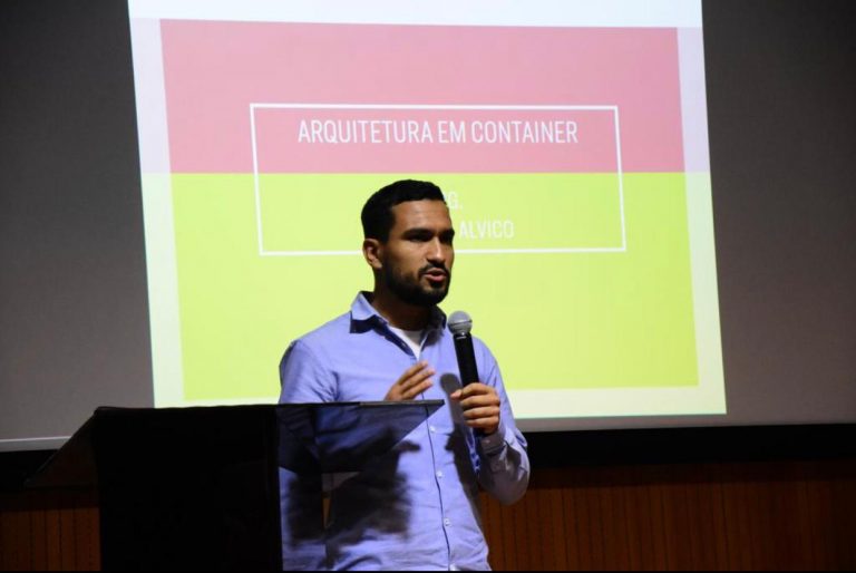 Vale Sul sedia treinamento de construção em container