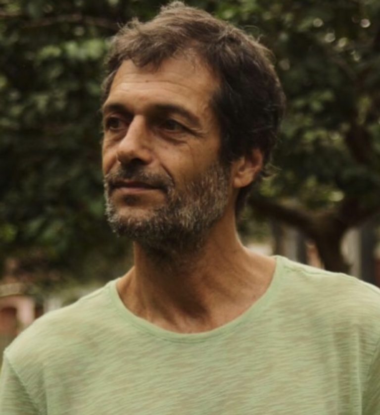 Ativista social Eduardo Marinho fará palestra em São José
