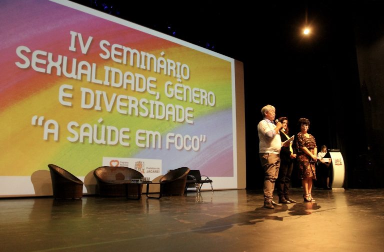 Seminário em Jacareí reúne 250 pessoas em discussão sobre direitos da população LGBTQI