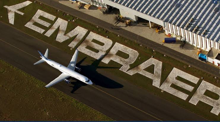 Embraer anuncia férias coletivas nas fábricas no Brasil