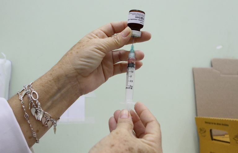 Campanha de vacinação contra o sarampo inicia nesta segunda-feira