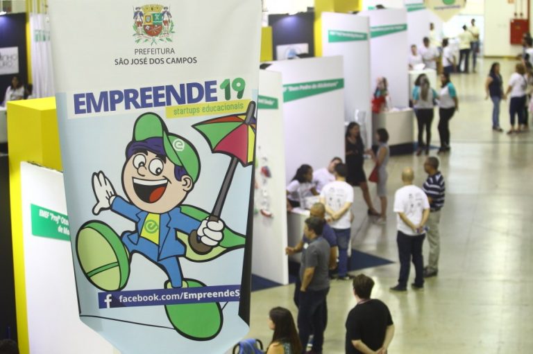 São José inicia Feira de Empreendedorismo Estudantil