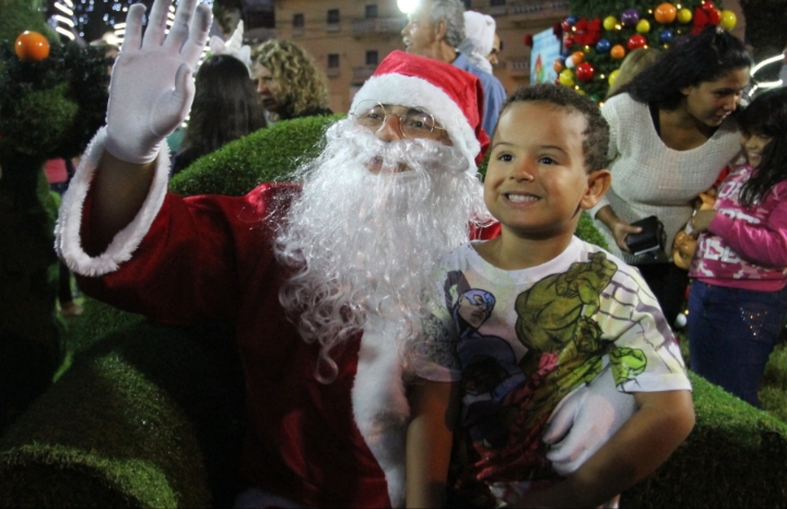 Papai Noel chega hoje em Jacareí