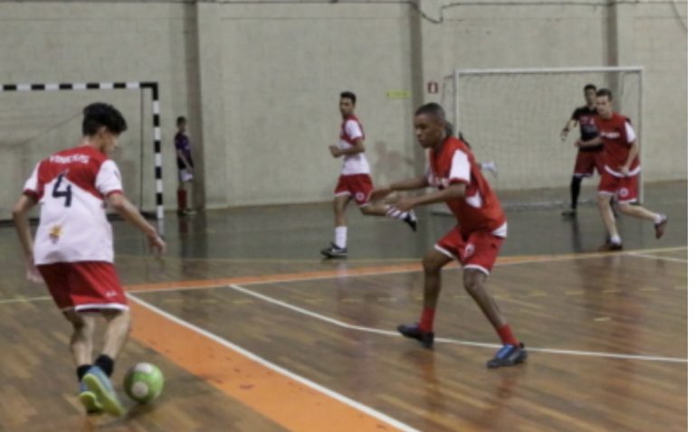 Jacareí promove seletiva de futsal