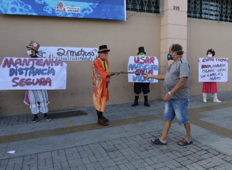 Projeto Cultural de Jacareí usa atores e palhaços para conscientizar população sobre pandemia