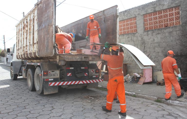 Cata-Treco estará neste sábado no bairro Santa Paula