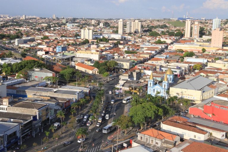 Confira o que abre e o que fecha neste feriado de Corpus Christi em Jacareí