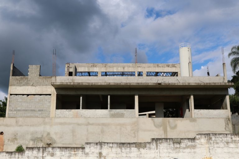 Prefeitura dá ordem de serviço para construção de EMEIF Santo Antônio da Boa Vista e creche do Parque Meia-Lua