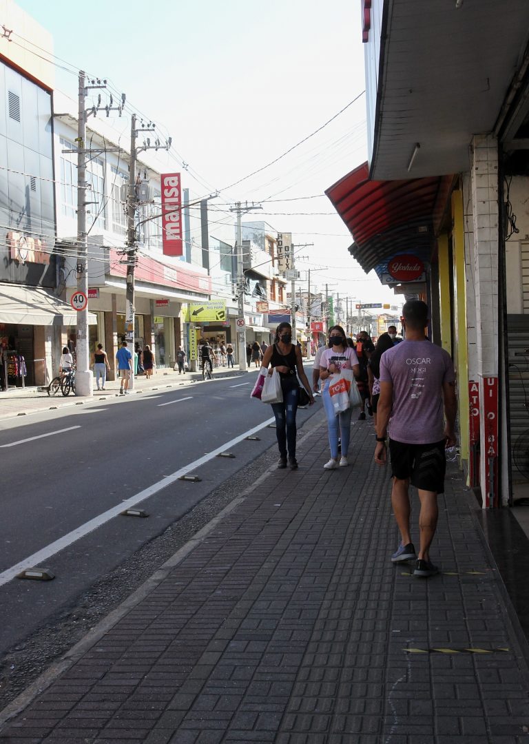 Após decisão da Justiça, comércio de Jacareí terá que abrir apenas 4 horas por dia novamente