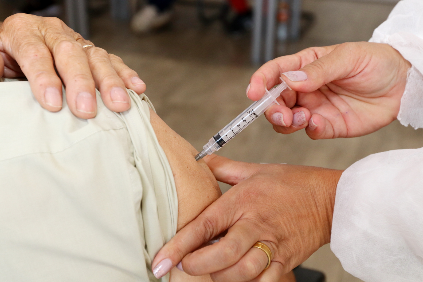 Pessoas acima de 18 anos com comorbidades podem se vacinar na terça e quarta-feira em Jacareí