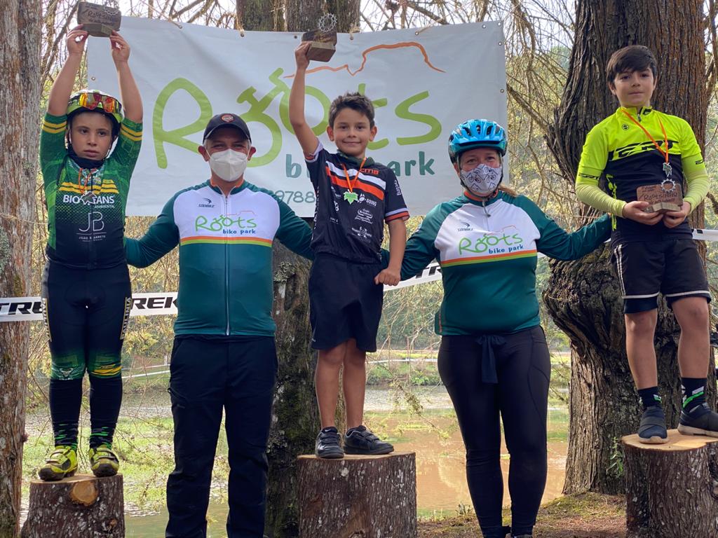 Jacareiense de 8 anos vence desafio de Mountain Bike em Campos do Jordão